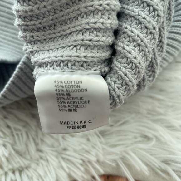 Brandy Melville Oversized Cropped Sweater - Picture 4 of 4